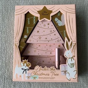 Too Faced Under the Christmas Tree Palette Holiday Collection 2018